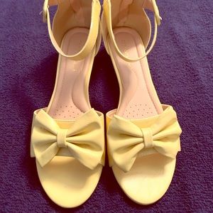 Yellow Wedges